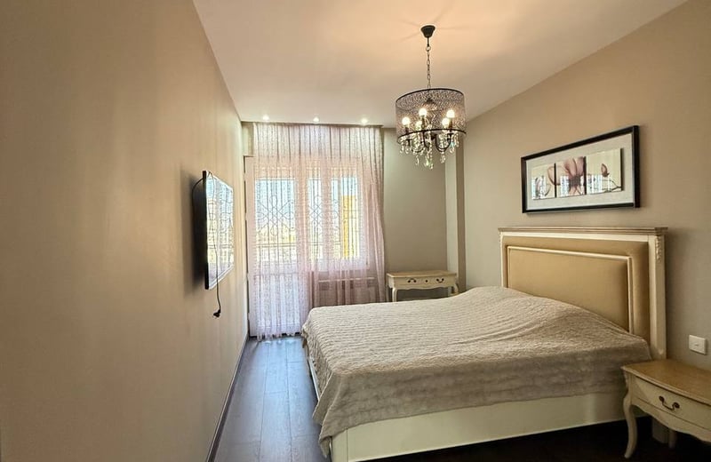 Apartamento espacioso 147m² en alquiler cerca del parque, Batumi, Georgia
