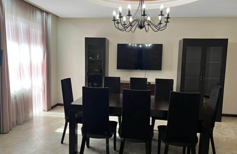 Apartamento espacioso 147m² en alquiler cerca del parque, Batumi, Georgia
