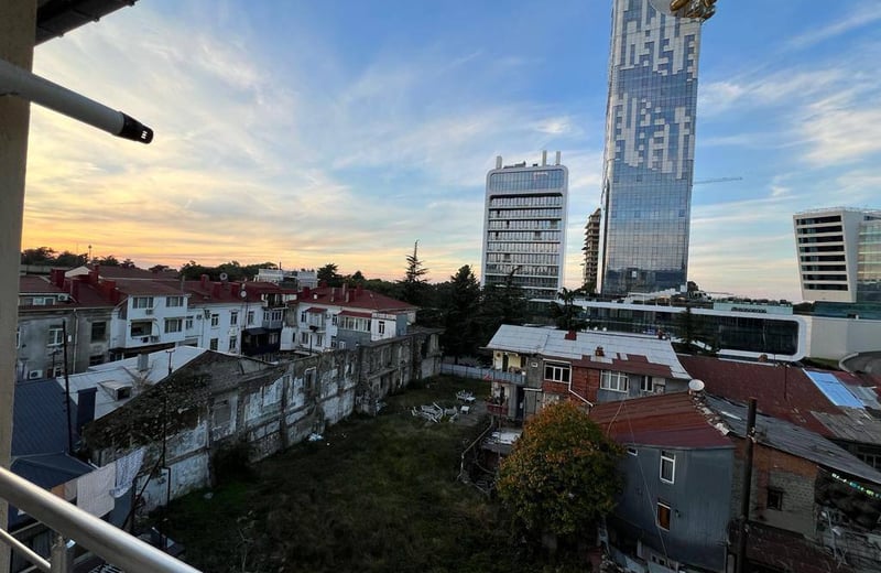 Apartamento luminoso 40m² con aparcamiento en alquiler, Batumi, Georgia