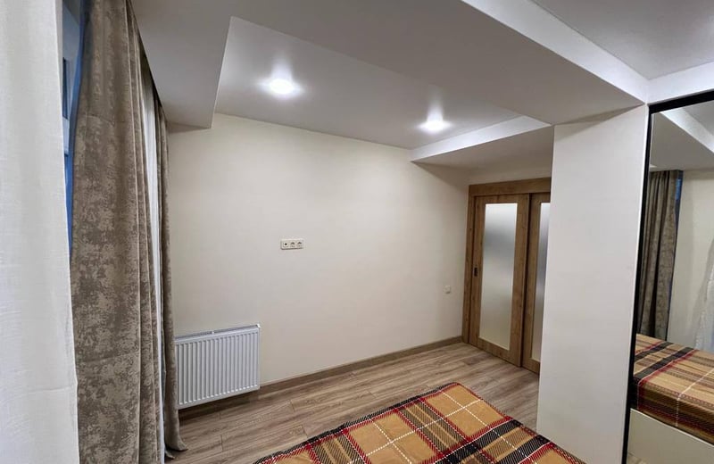 Apartamento luminoso 40m² con aparcamiento en alquiler, Batumi, Georgia