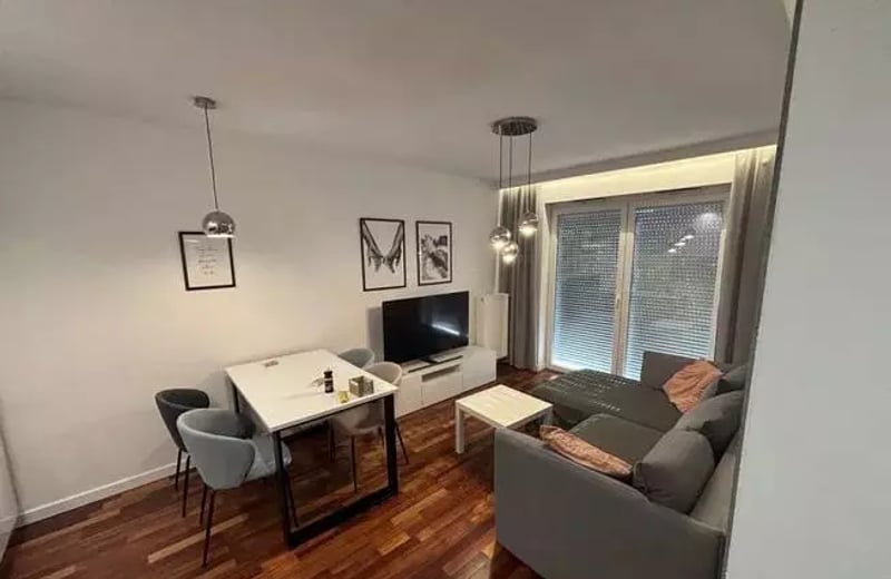 Долгосрочная аренда 3-комнатной квартиры с террасой 50 м², район Ягодно, Вроцлав, Польша