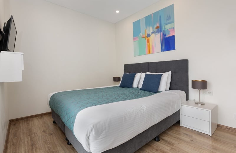 Miete einer stilvollen Wohnung mit Meer- und Boulevardblick, 75 m², Batumi, Georgien