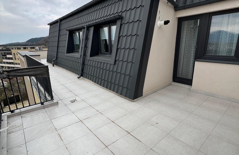 Cozy apartment with panoramic mountain view and terrace for rent, Râșnov, Brașov, Romania