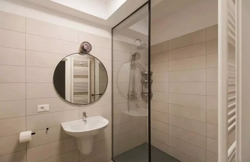 Alquiler de un moderno apartamento de 2 habitaciones, 56 m², Uno Residence, Brașov, Rumanía