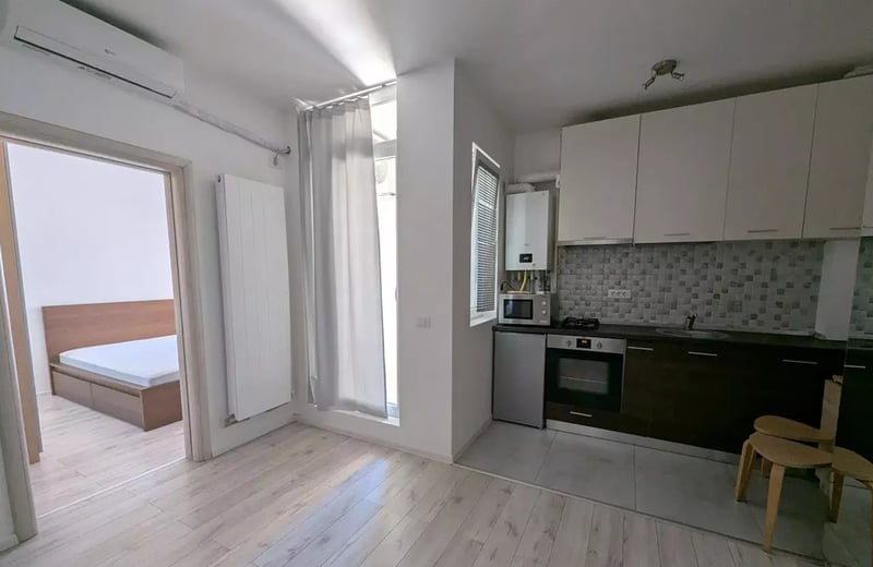 Долгосрочная аренда 2-комнатной квартиры, 40 м², Militari, сектор 6, Бухарест, Румыния