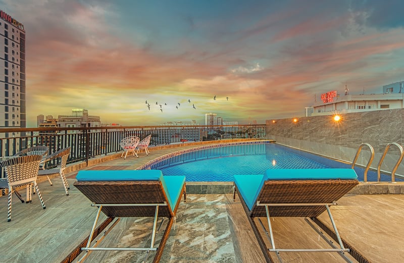 Rent a spacious, furnished apartment with pool, Son Tra, Da Nang, Vietnam