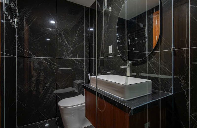Rent a luxury, furnished apartment with pool, Ngu Hanh Son, Da Nang, Vietnam