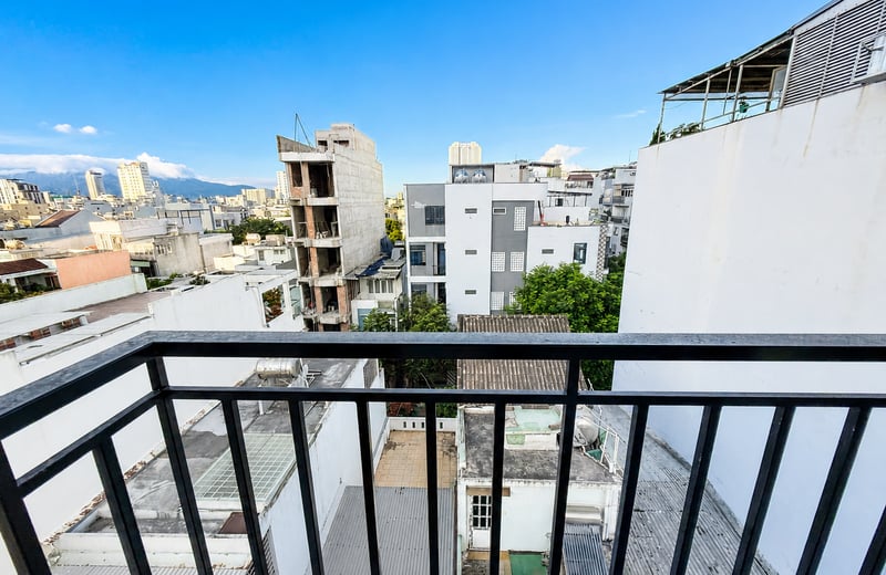 Rent a new, bright apartment near the beach, Ngu Hanh Son, Da Nang, Vietnam