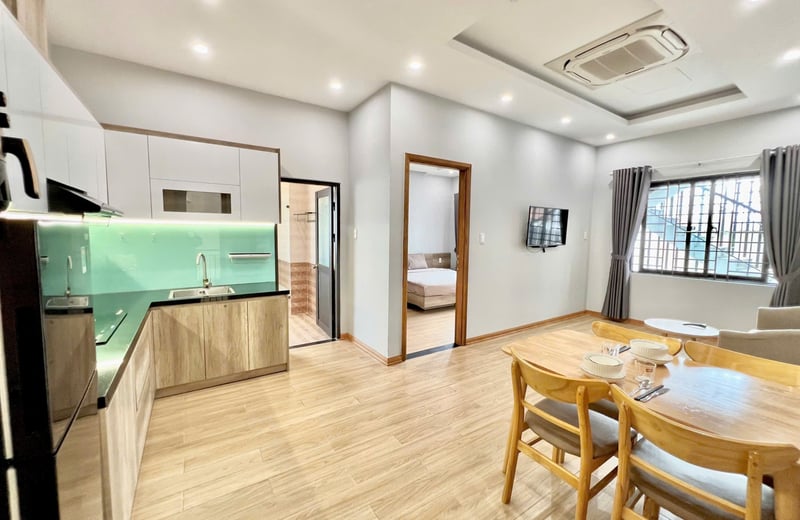 Rent a stylish, furnished apartment near the beach, Son Tra, Da Nang, Vietnam