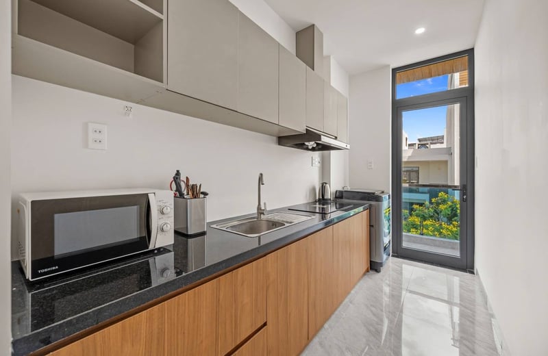 Rent a bright, furnished apartment near the beach, Ngu Hanh Son, Da Nang, Vietnam