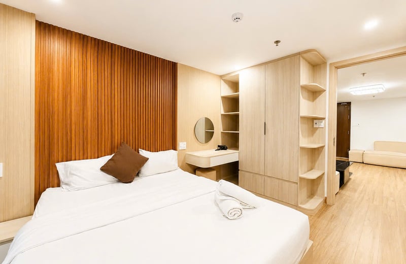 Bright Apartment for Rent Near the Beach, Da Nang, Vietnam