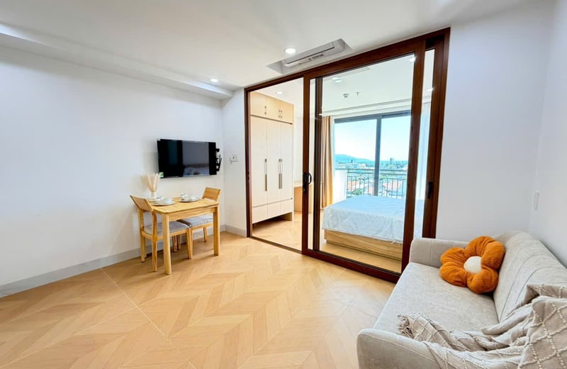 Apartamento nuevo con piscina en alquiler cerca de la playa, Da Nang, Vietnam
