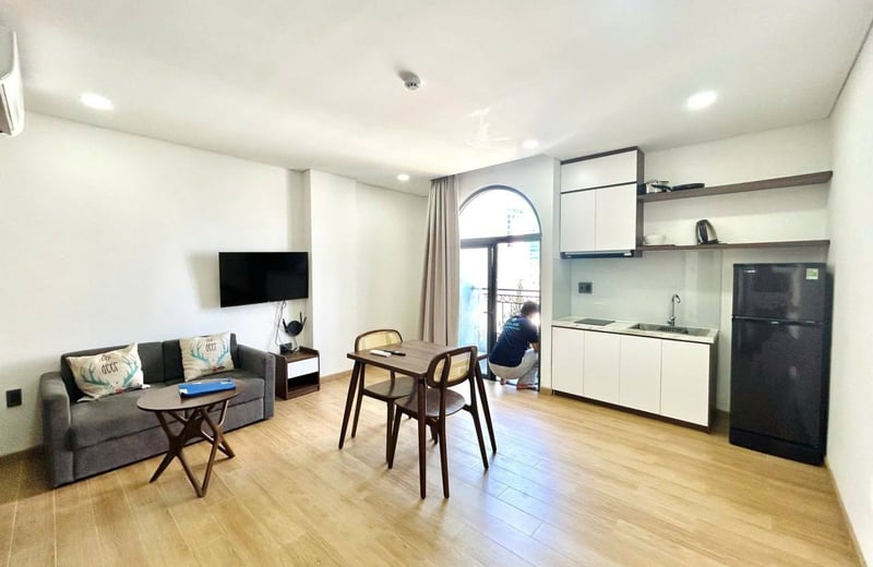 Furnished apartment for rent (near My Khe Beach), Da Nang, Vietnam