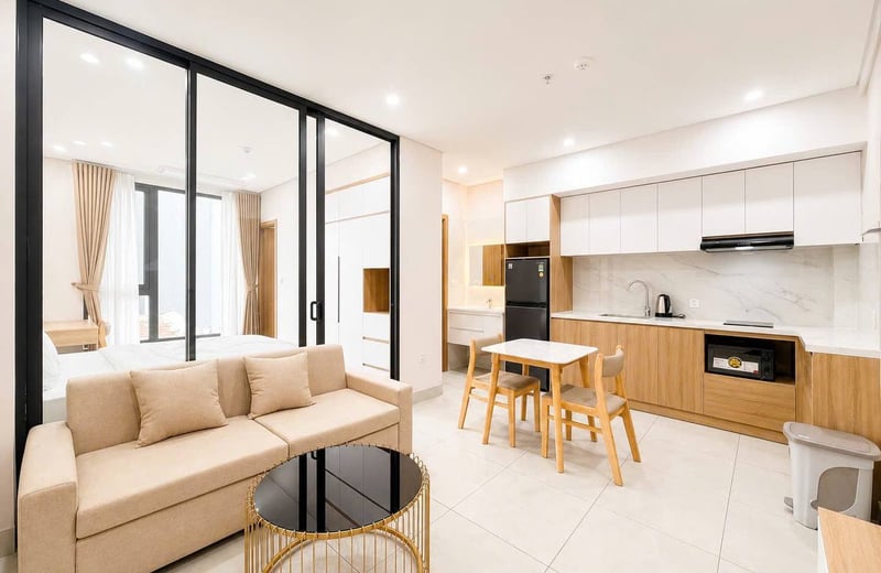 Modern, furnished apartment in a new building (near the beach), Da Nang, Vietnam