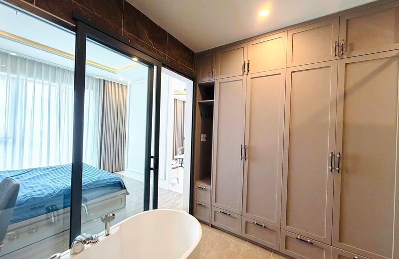 Stilvolle Luxuswohnung mit Meerblick zur Miete, Da Nang, Vietnam
