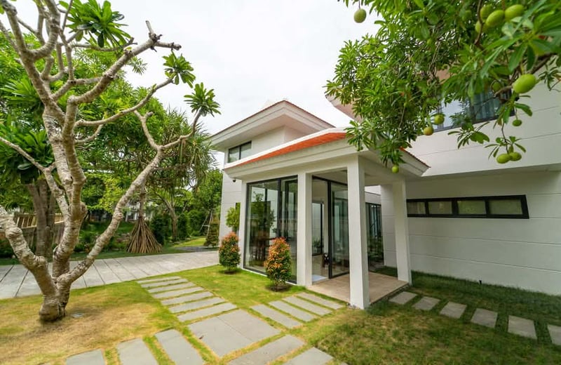 Location d'une villa luxueuse et meublée de 433 m² dans le quartier de Ngu Hanh Son, Da Nang