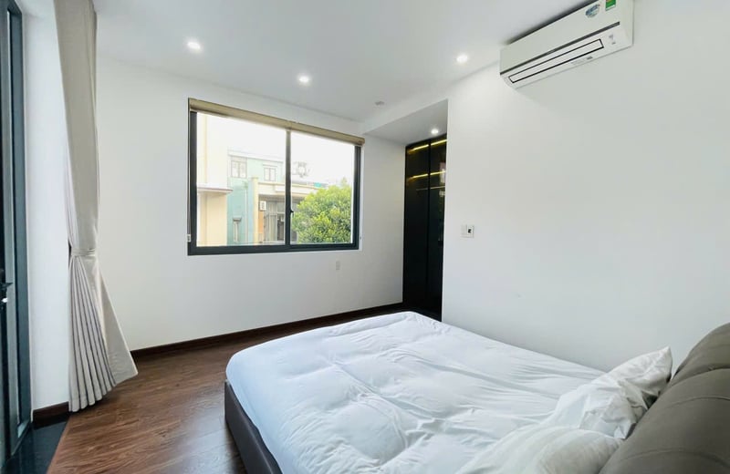 Alquiler de una casa de lujo y luminosa de 350 m² con un hermoso jardín en el distrito de Hai Chau, Da Nang, Vietnam