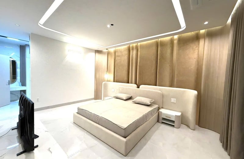 Luxurious and modern villa for rent, Da Nang, Vietnam