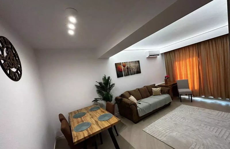 Alquiler a largo plazo de un apartamento de 2 habitaciones, 55 m², Bucarest, Rumanía