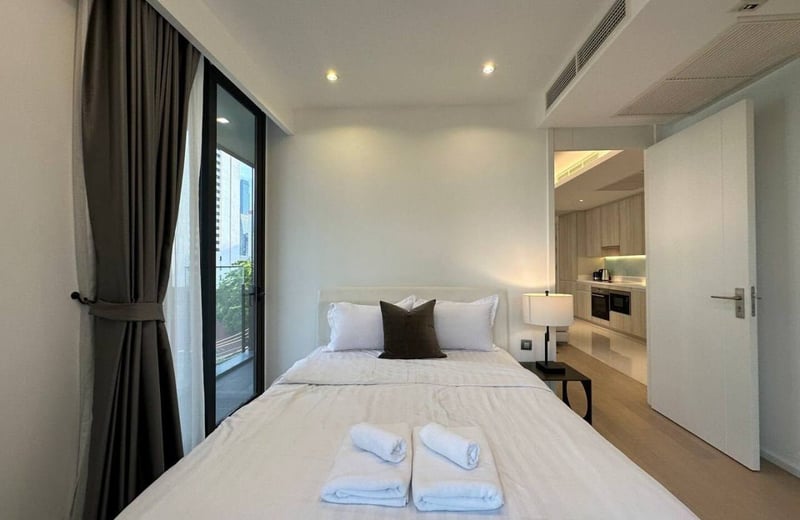 Location d'appartement spacieux et lumineux de 2 chambres dans le district de Khlong Toei, Bangkok, Thaïlande