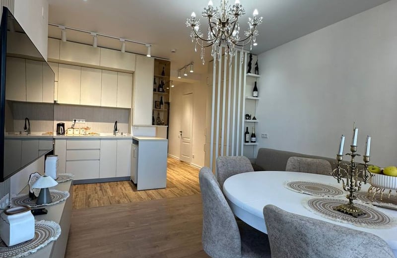 Alquiler de apartamento luminoso y cómodo, 55 m², Batumi, Georgia