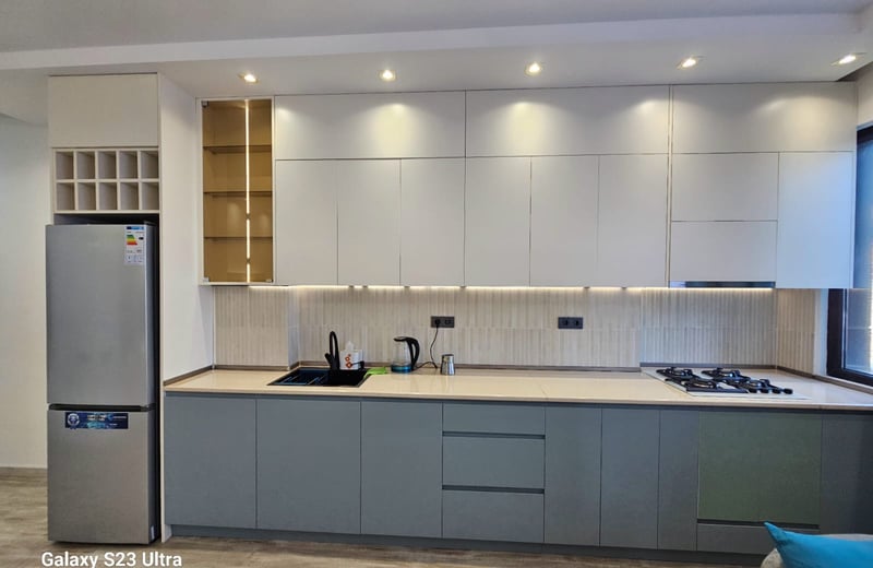 Location appartement confortable meublé avec rénovation moderne, 65 m², Batumi, Géorgie