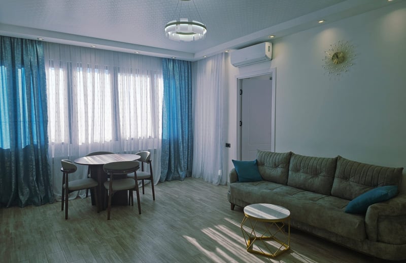 Location appartement confortable meublé avec rénovation moderne, 65 m², Batumi, Géorgie