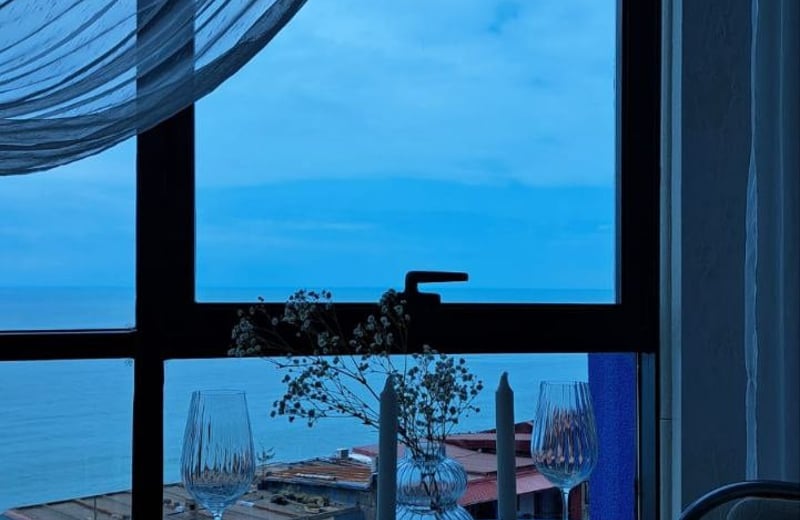 Alquiler de apartamento acogedor, amueblado con vista al mar, 50 m², Batumi, Georgia