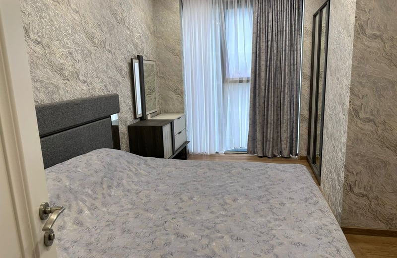 Alquiler de apartamento amplio, amueblado, 82 m², Batumi, Georgia