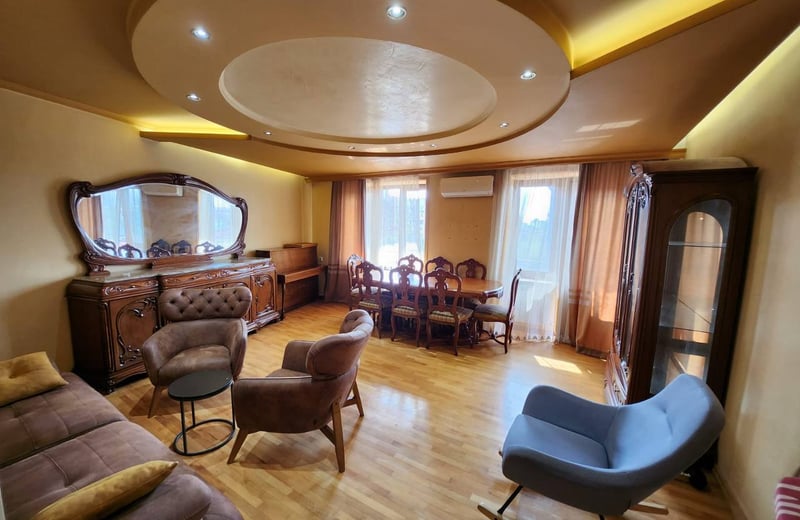 Аренда светлой, просторной квартиры, 120 м², Батуми, Грузия