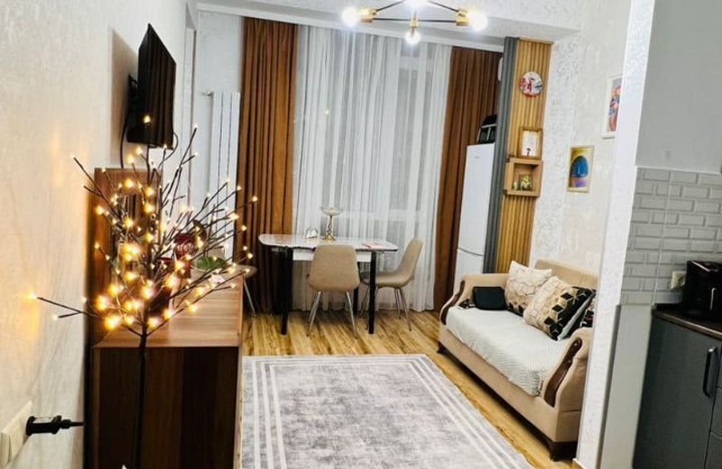 Location appartement moderne, confortable, avec balcon, 45 м², Batumi, Géorgie