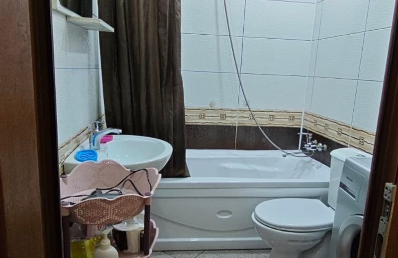 Alquiler de apartamento cómodo con vista al mar, 40 m², Batumi, Georgia