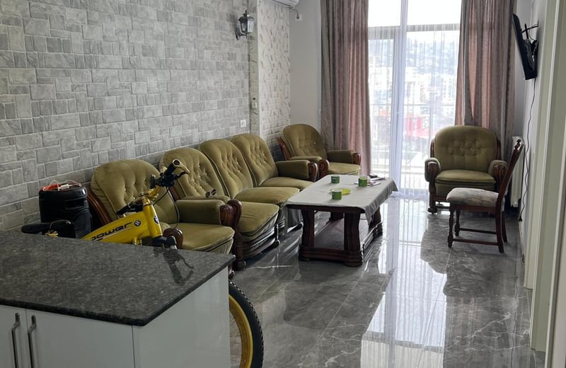 Location appartement spacieux, meublé, 95 м², Batumi, Géorgie