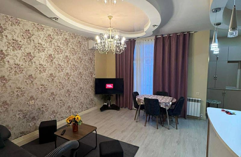 Location appartement lumineux, confortable, 80 м², Batumi, Géorgie