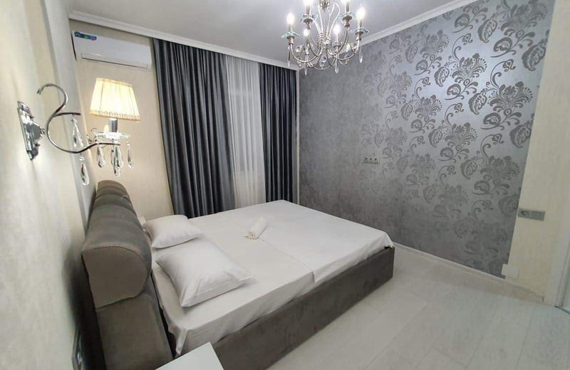 Alquiler de apartamento amplio, moderno, 130 m², Batumi, Georgia