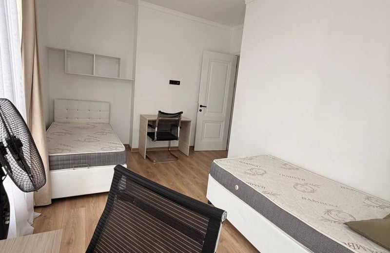 Helle, geräumige Wohnung zur Miete, 100 м², Batumi, Georgien
