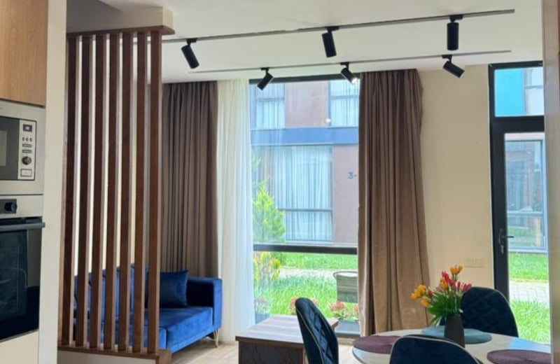 Alquiler de una villa moderna y espaciosa en Polo Villas, Batumi, Georgia