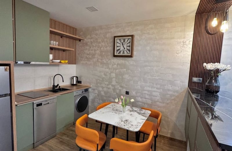 Alquiler de un apartamento moderno y amueblado de 60 m² en Batumi, Georgia