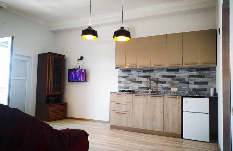 Alquiler de un apartamento cómodo y amueblado en Batumi, Georgia