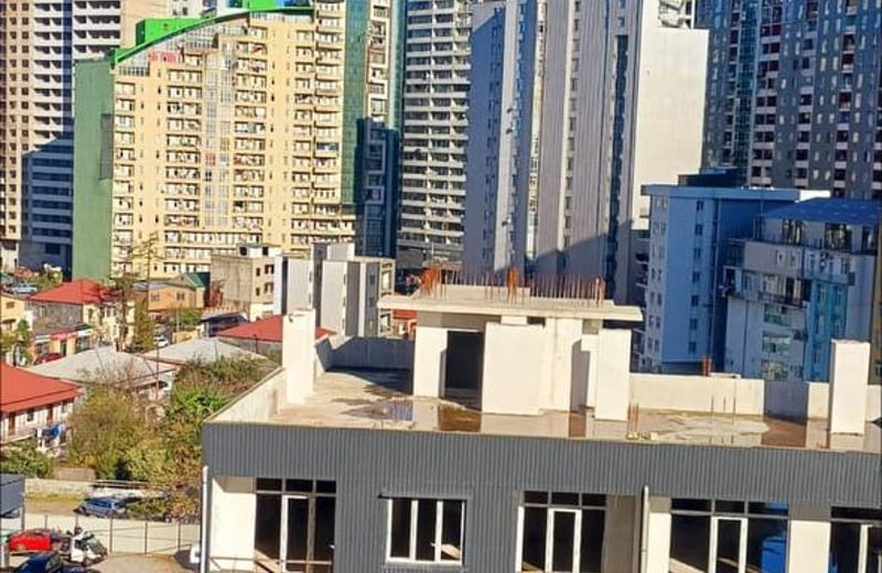 Mieten Sie eine gemütliche, möblierte 70 m² Wohnung in Batumi, Georgien