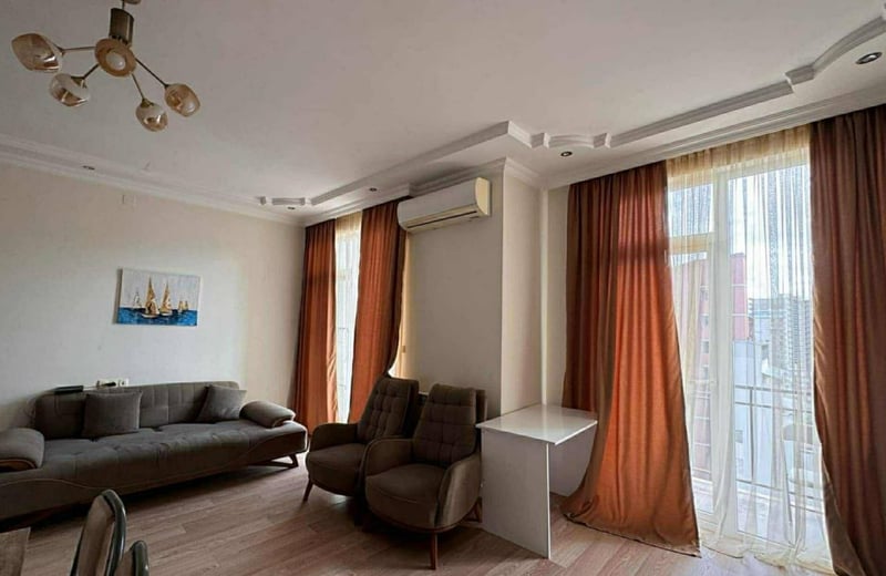 Аренда просторной, меблированной квартиры с двумя светлыми спальнями, 85 м², Батуми, Грузия