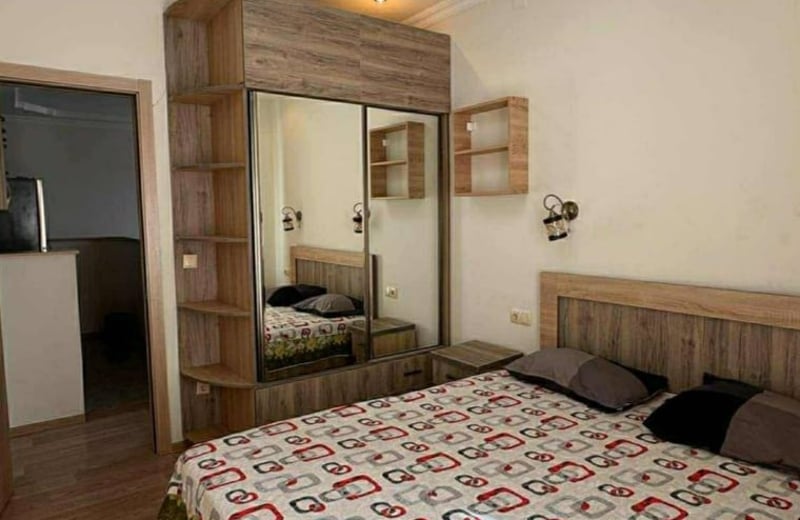 Аренда просторной, меблированной квартиры с двумя светлыми спальнями, 85 м², Батуми, Грузия