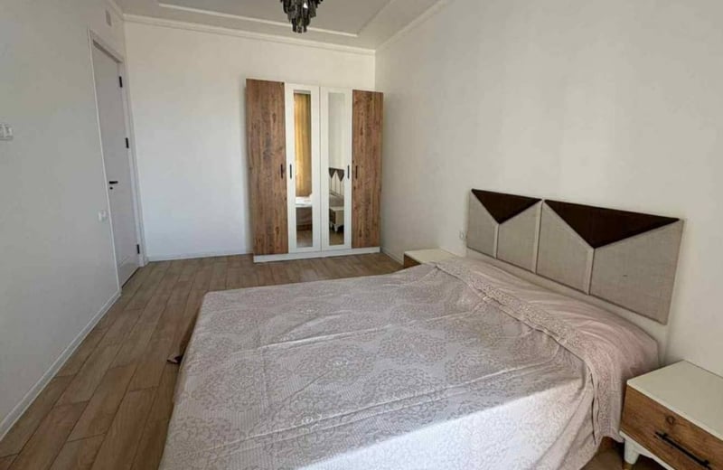 Location d'un appartement lumineux et spacieux, 72 m², Batoumi, Géorgie