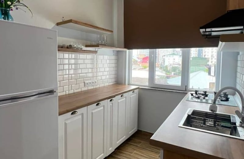 Location d'un appartement confortable, 45 m², Batumi, Géorgie