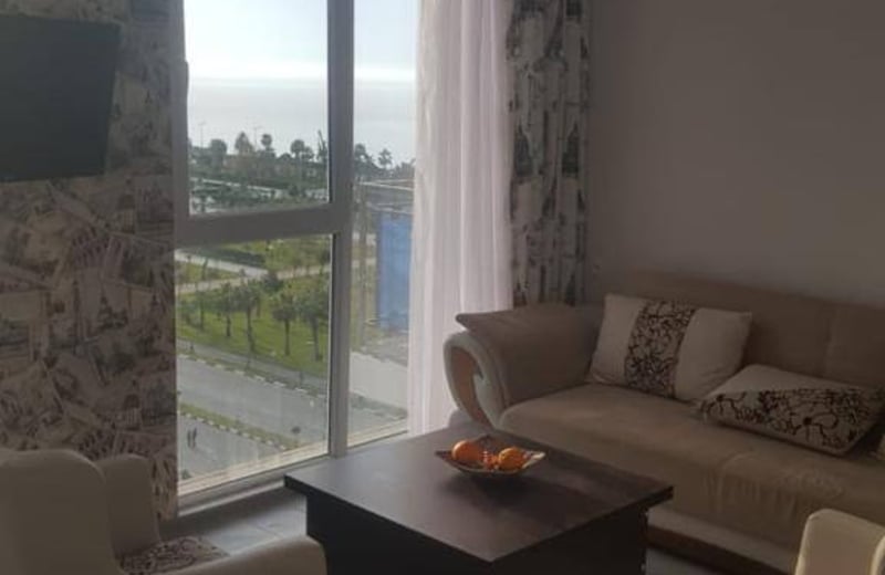 Аренда просторной, красивой квартиры с видом на море, 50 м², Батуми, Грузия