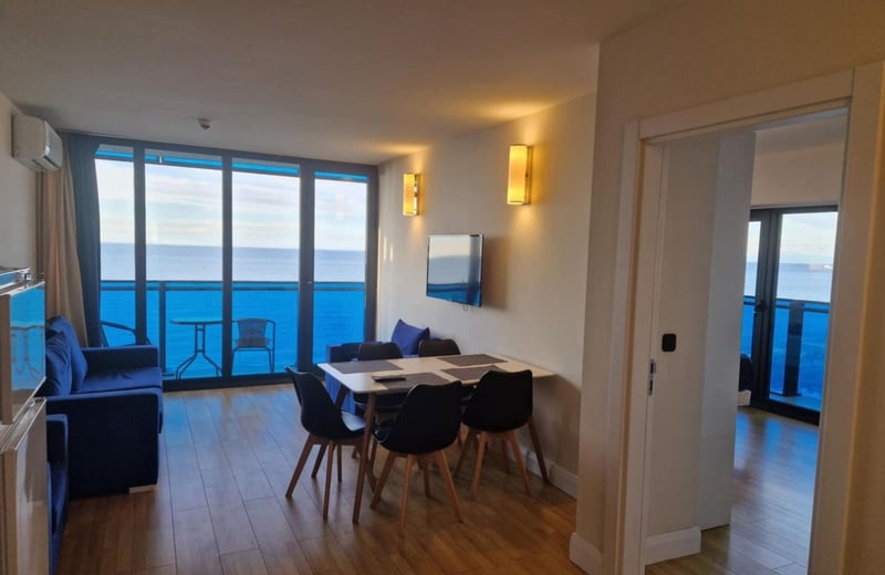 Alquiler de apartamento luminoso con vista al mar en Orbi City, 78 m², Batumi, Georgia