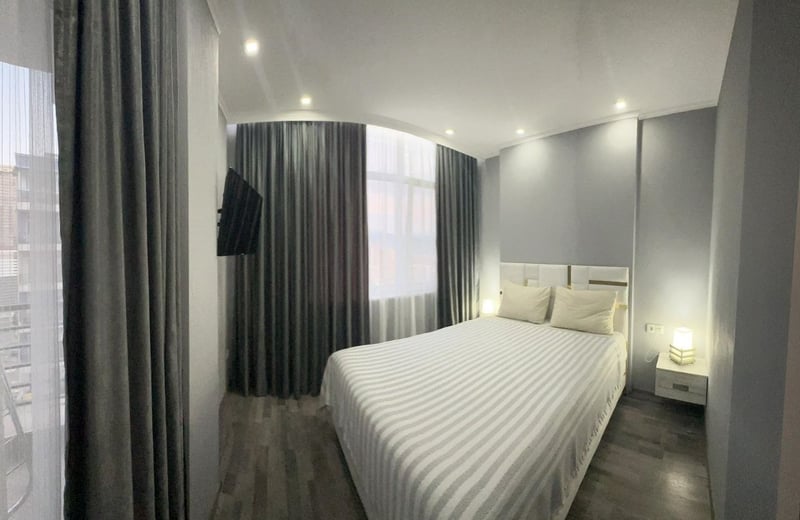 Vermietung einer modernen, geräumigen Wohnung, 72 m², Batumi, Georgien
