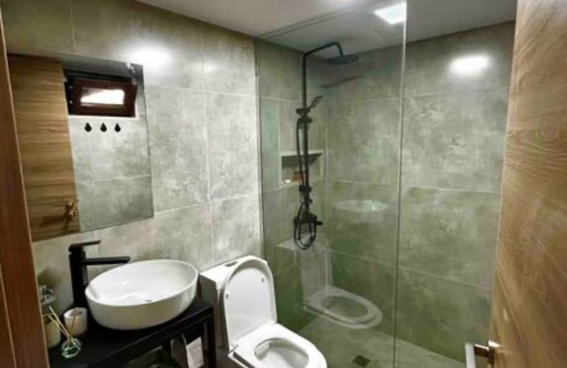 Rent a cozy, spacious cottage with garden, Kapreshumi, Batumi, Georgia