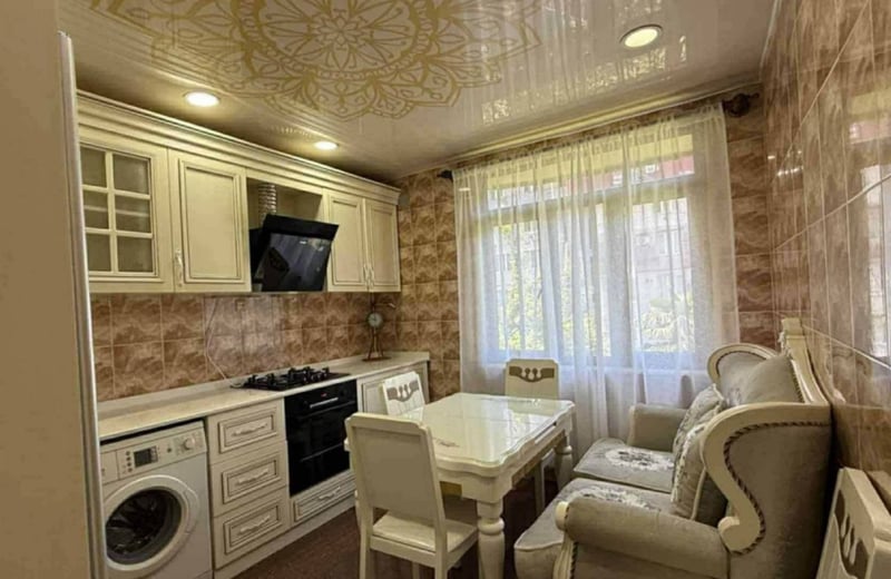 Аренда просторной, комфортной квартиры, 60 м², Батуми, Грузия