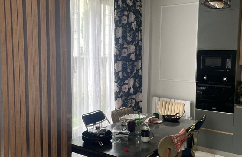 Vermietung eines geräumigen, komfortablen Hauses mit Hof, 200 m², Batumi, Georgien